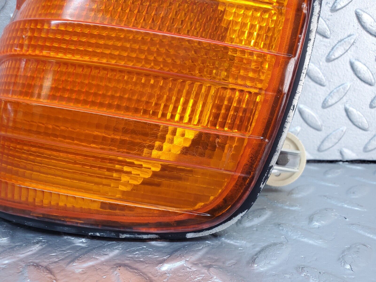 45569 Mercedes-Benz W126 420SE Indicator Light Front Left Bosch