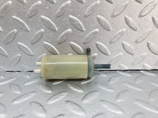 42896 Mercedes-Benz W201 190 2.0L Windscreen Washer Pump