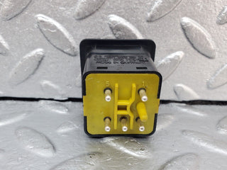 44356 Mercedes-Benz W123 280E Mirror Control Switch 2018200610