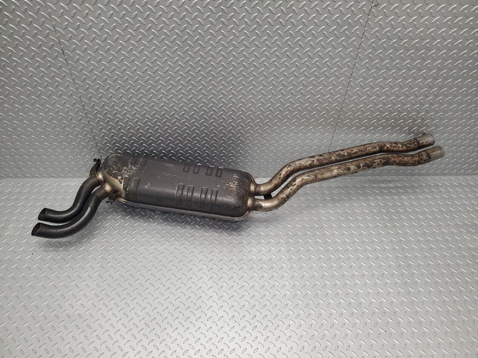 46062 Mercedes-Benz W126 420SE Exhaust Rear Silencer 1264913701