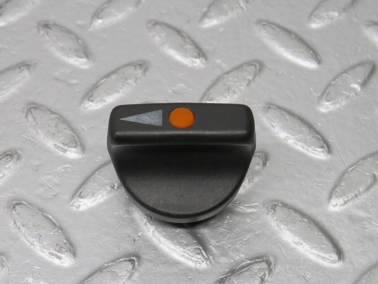 39173 Mercedes-Benz R107 500SL Headlight Switch Knob 1265400083