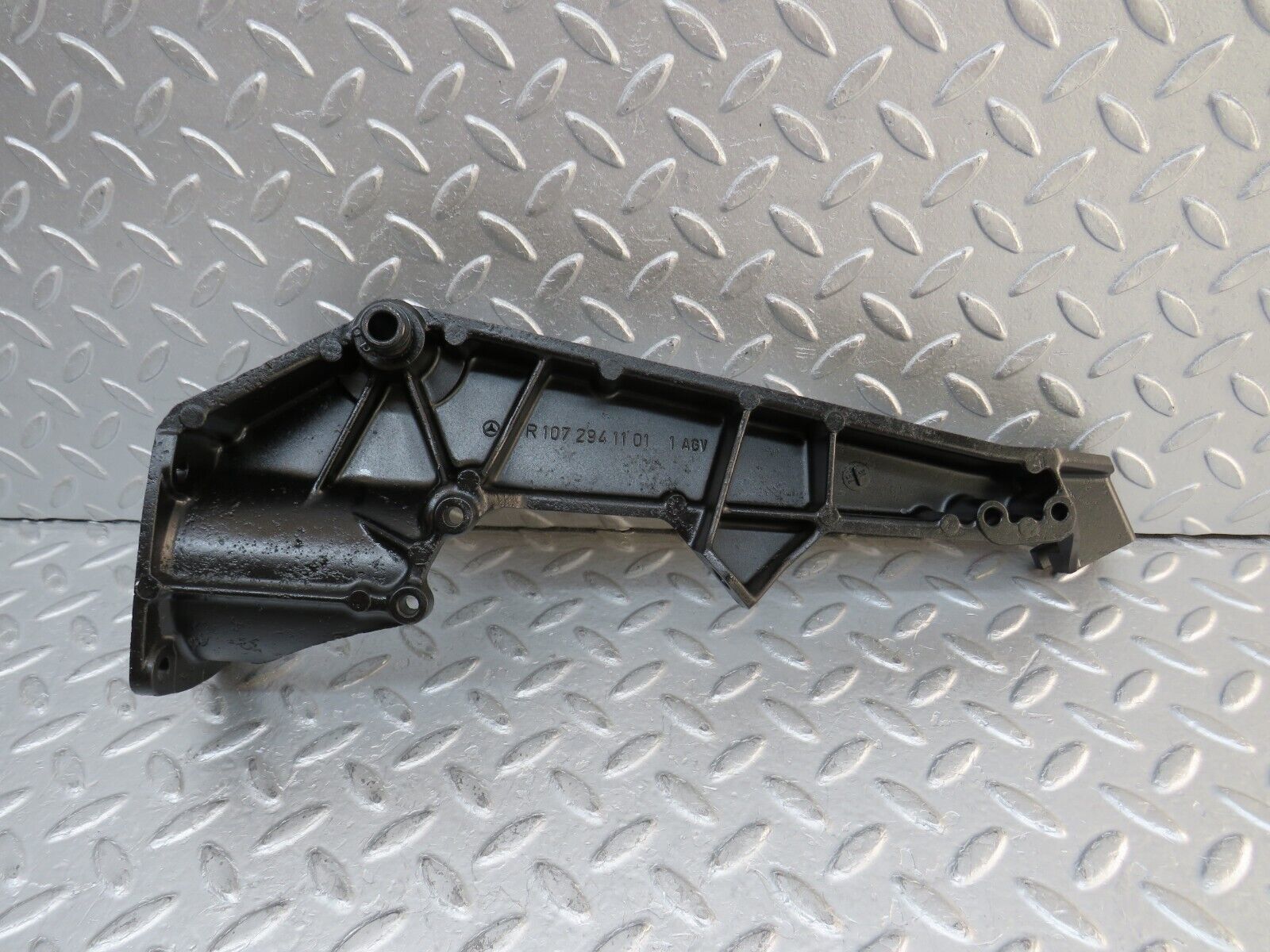 35553 Mercedes-Benz R107 280SL Brake Pedal Bracket 1072941101