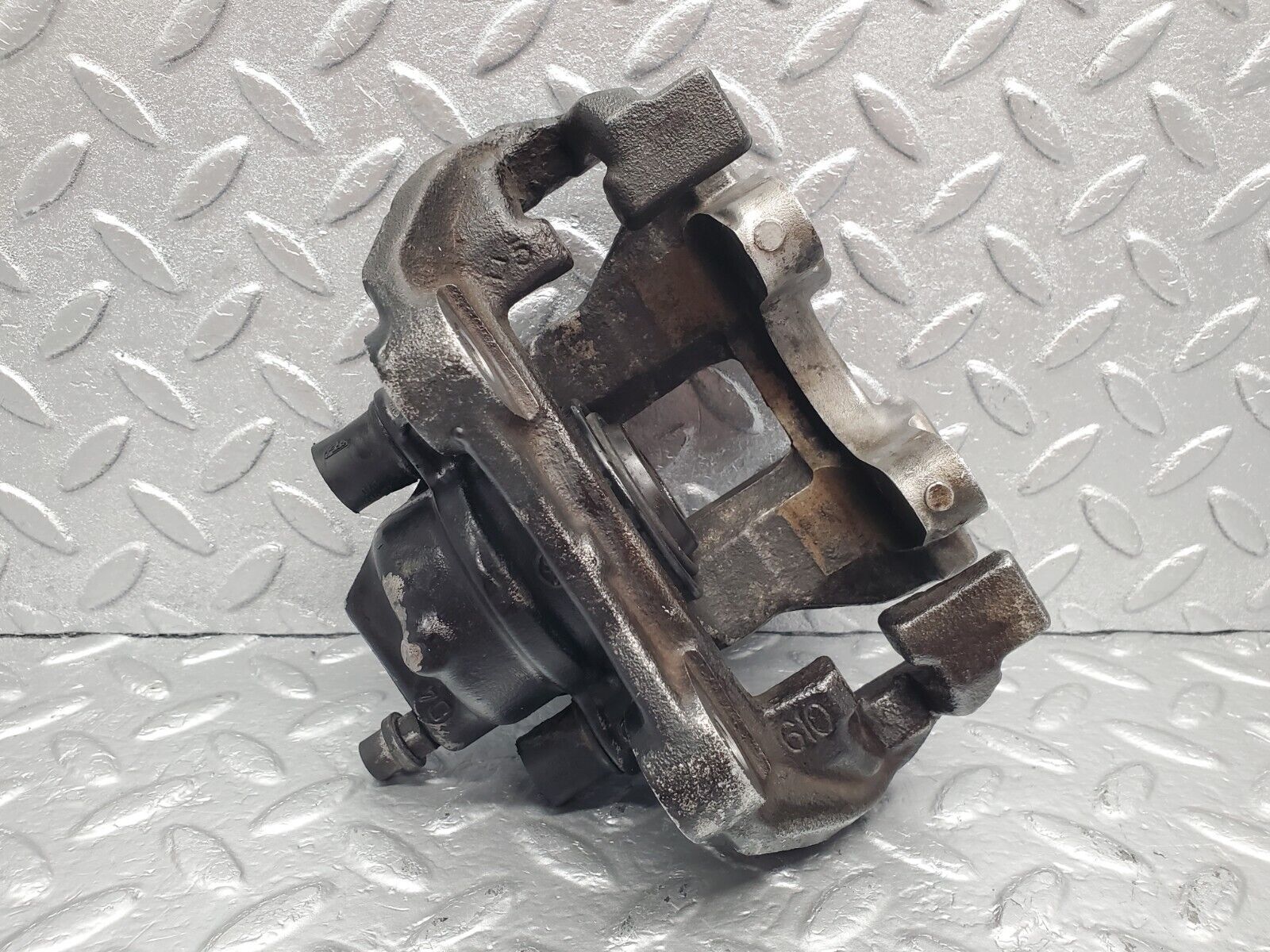 44372892