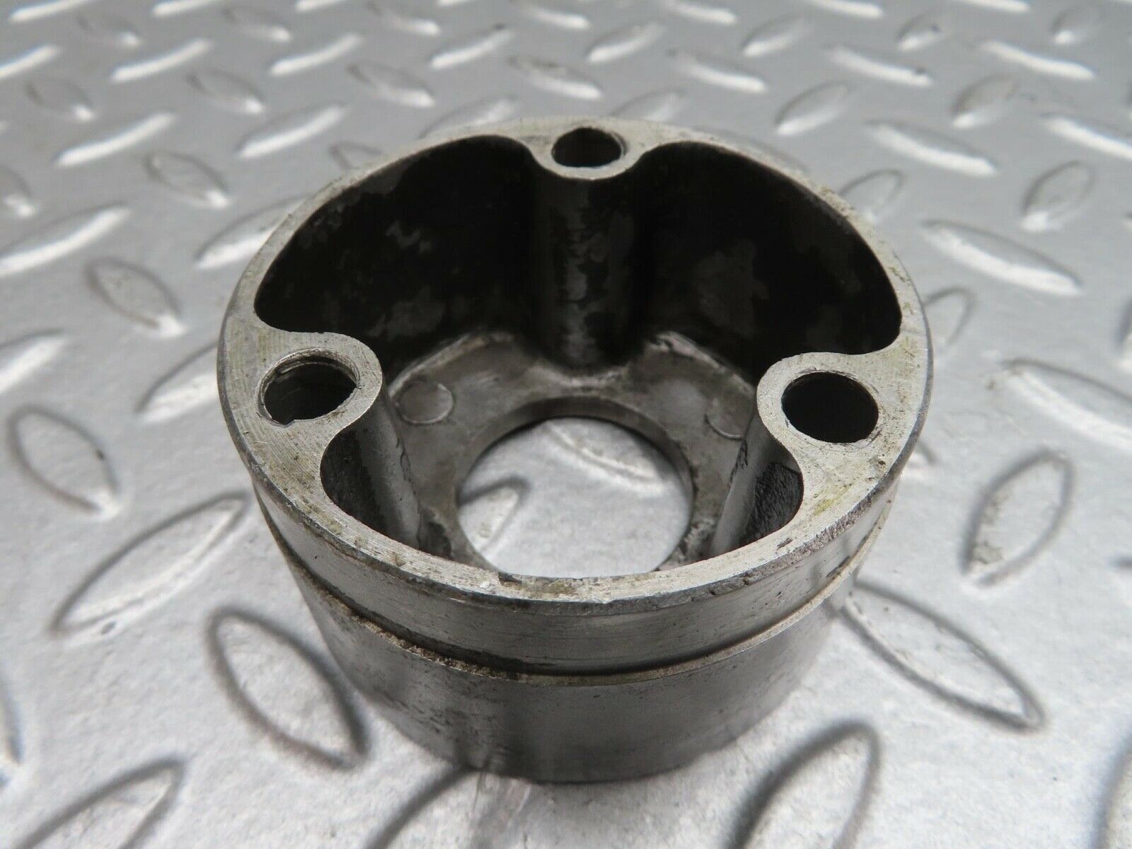 13760 Mercedes-Benz R107 450SL Water Pump Cooling Fan Spacer 1272050426