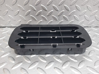 44734 Mercedes-Benz W124 220E Rear Air Intake Vent Right 1248370230 1248370242