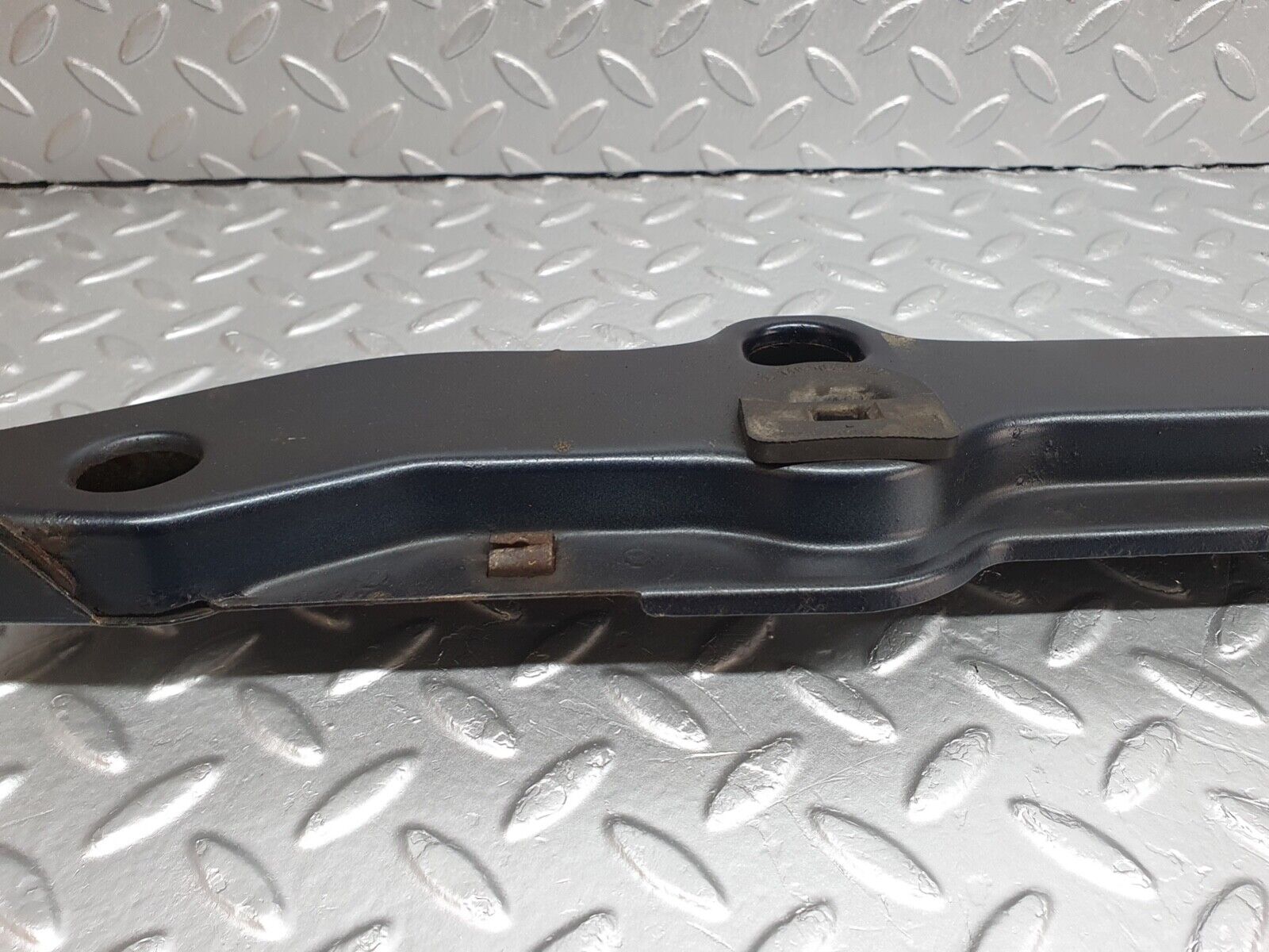 42000 Mercedes-Benz W202 C200 Front Mask Lock Carrier Panel 2028175120