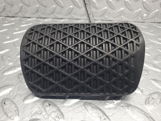 W124 Cabriolet brake pedal with rubber used OEM
