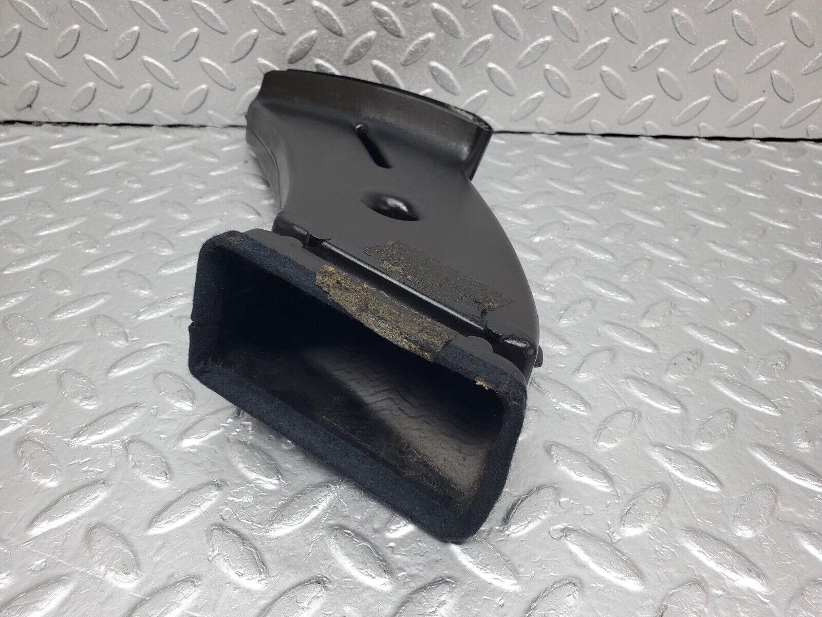 45578 Mercedes-Benz W126 420SE Heater Air Duct Front Left 1268310346