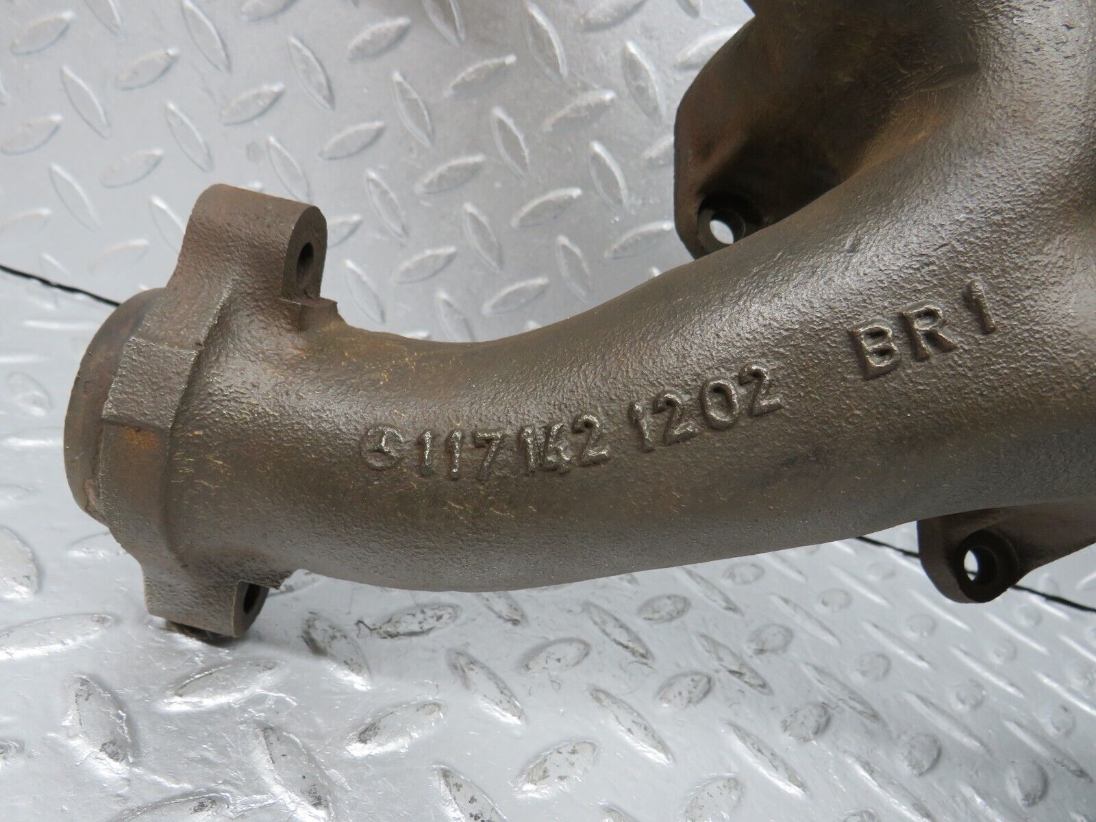 39276 Mercedes-Benz R107 500SL Exhaust Manifold Right Side 1171421202