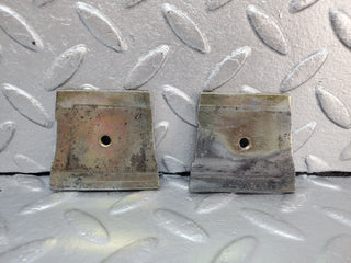 45237 Mercedes-Benz R129 300SL Coupe Door Window Guide Bracket Plastic 2x 1267250897