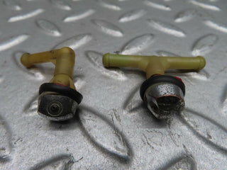 R107 SL windscreen washer nozzle used OEM