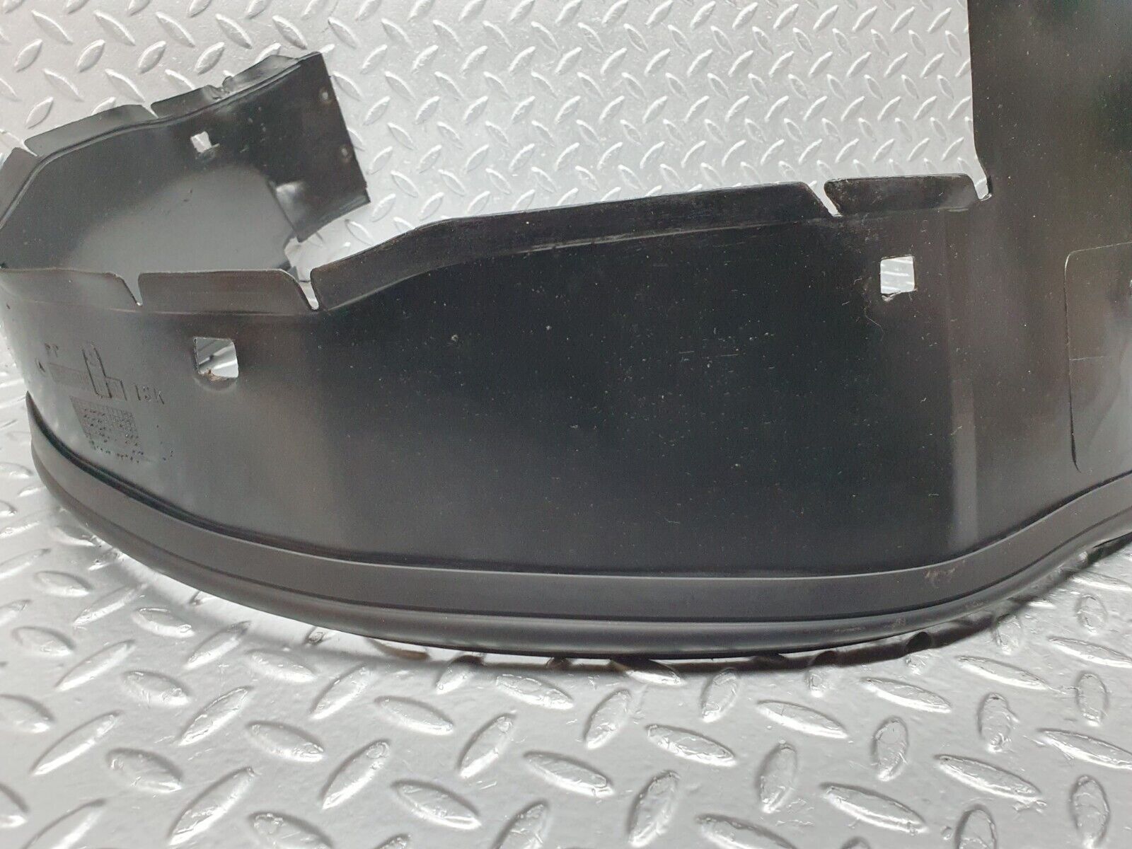 41931 Mercedes-Benz W202 C200 Front Left Inner Fender Wing Splash Guard 2026980130