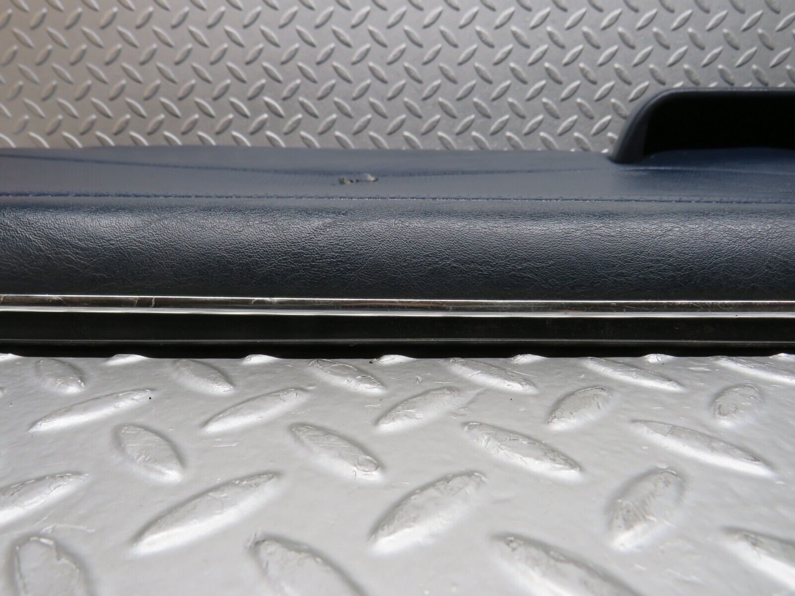 39268 Mercedes-Benz R107 500SL Right Door Card Blue