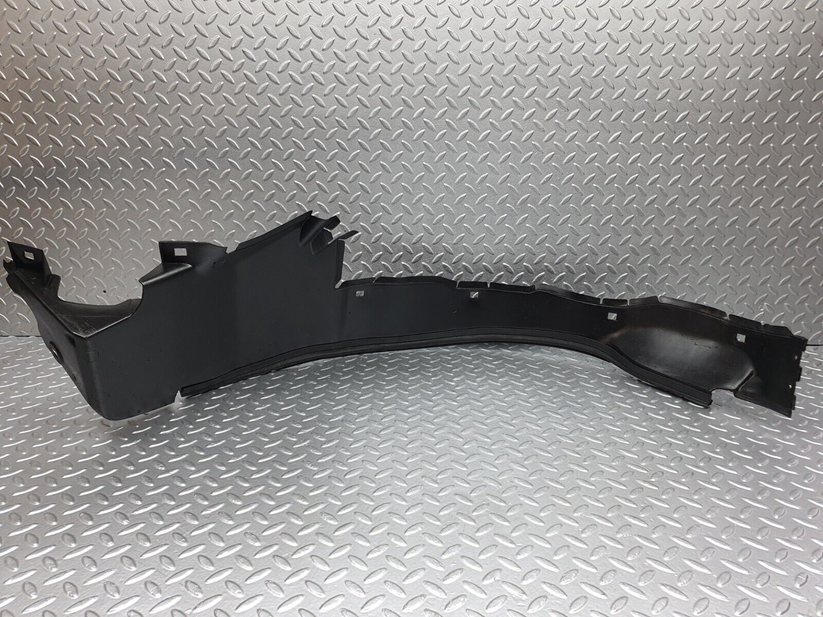 41931 Mercedes-Benz W202 C200 Front Left Inner Fender Wing Splash Guard 2026980130