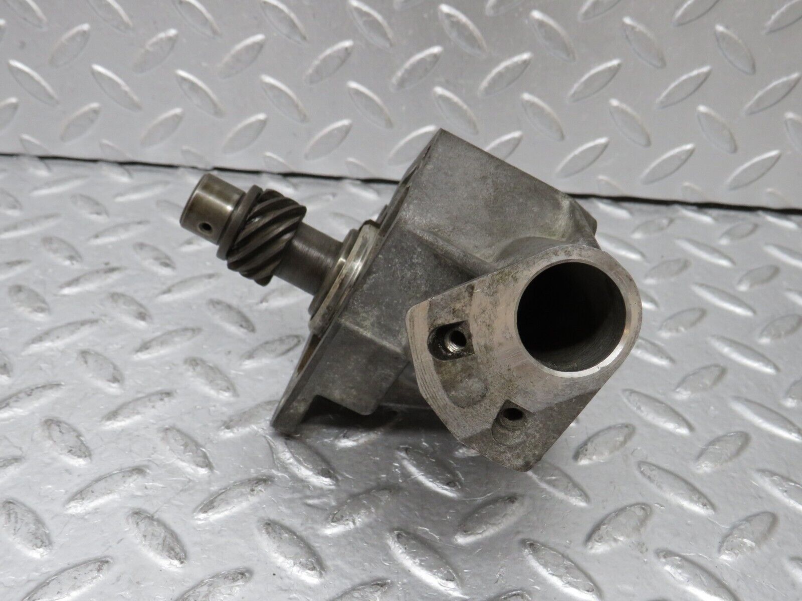 35438 Mercedes-Benz R107 280SL Ignition Distributor Housing 1101580515