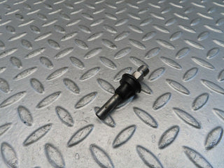 R107 SL fuel injector used OEM