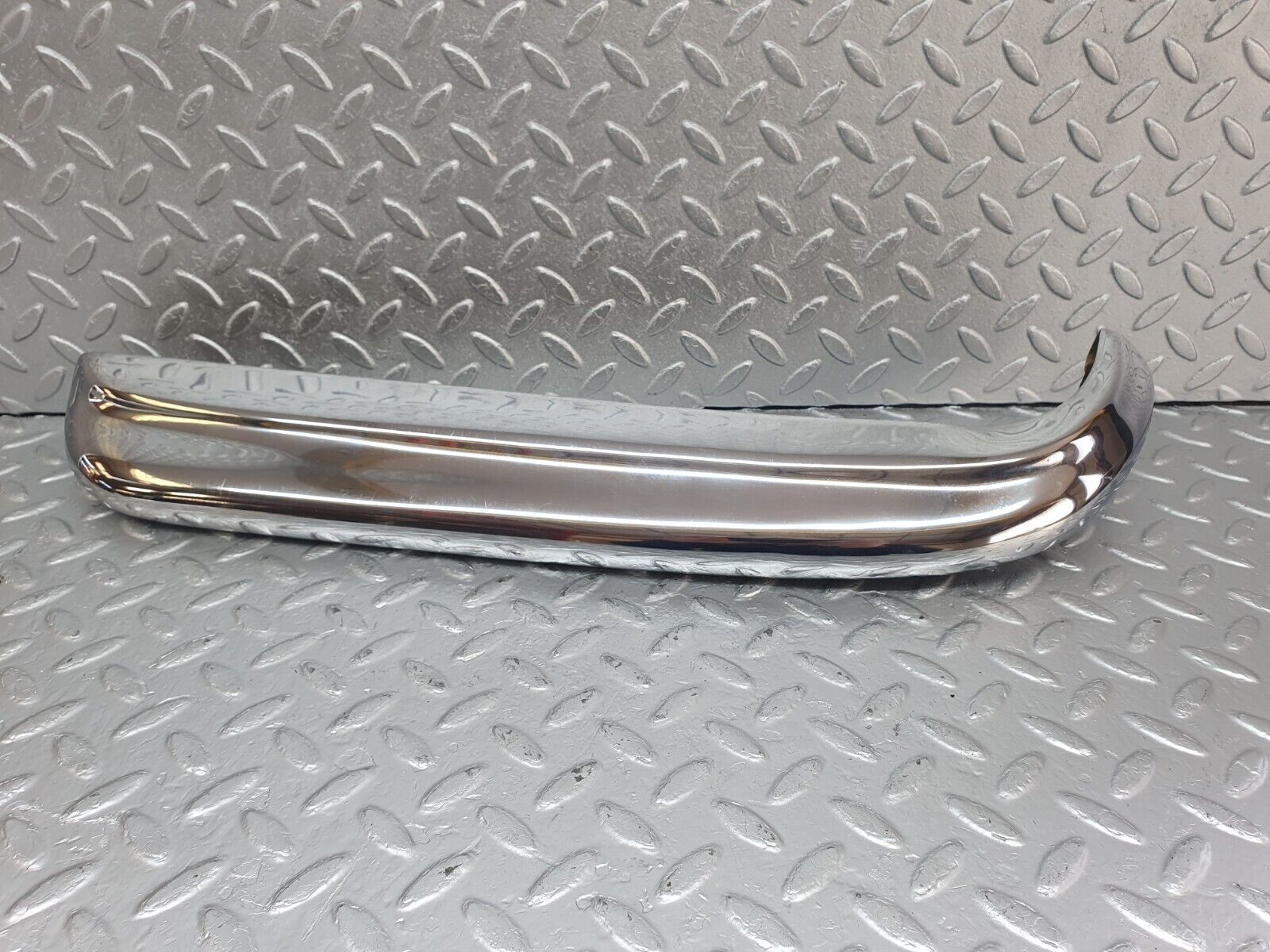 43310 Mercedes-Benz W108 280SE Rear Right Upper Bumper Corner