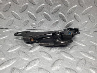 R230 hardtop lock latch catch roof right used OEM