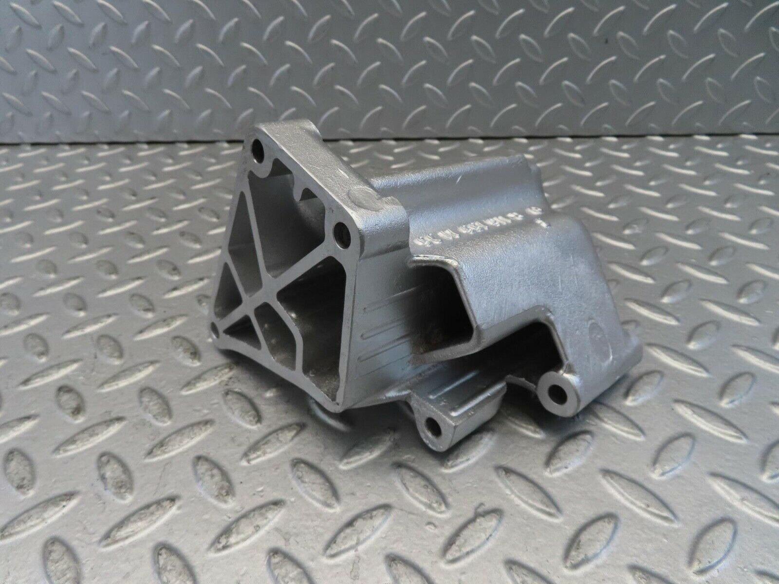 11028 Mercedes-Benz R107 W116 Alternator Generator Bracket 1161551135