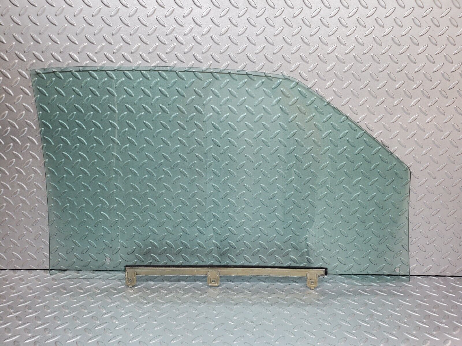 45311 Mercedes-Benz R129 300SL Coupe Left Door Window Glass