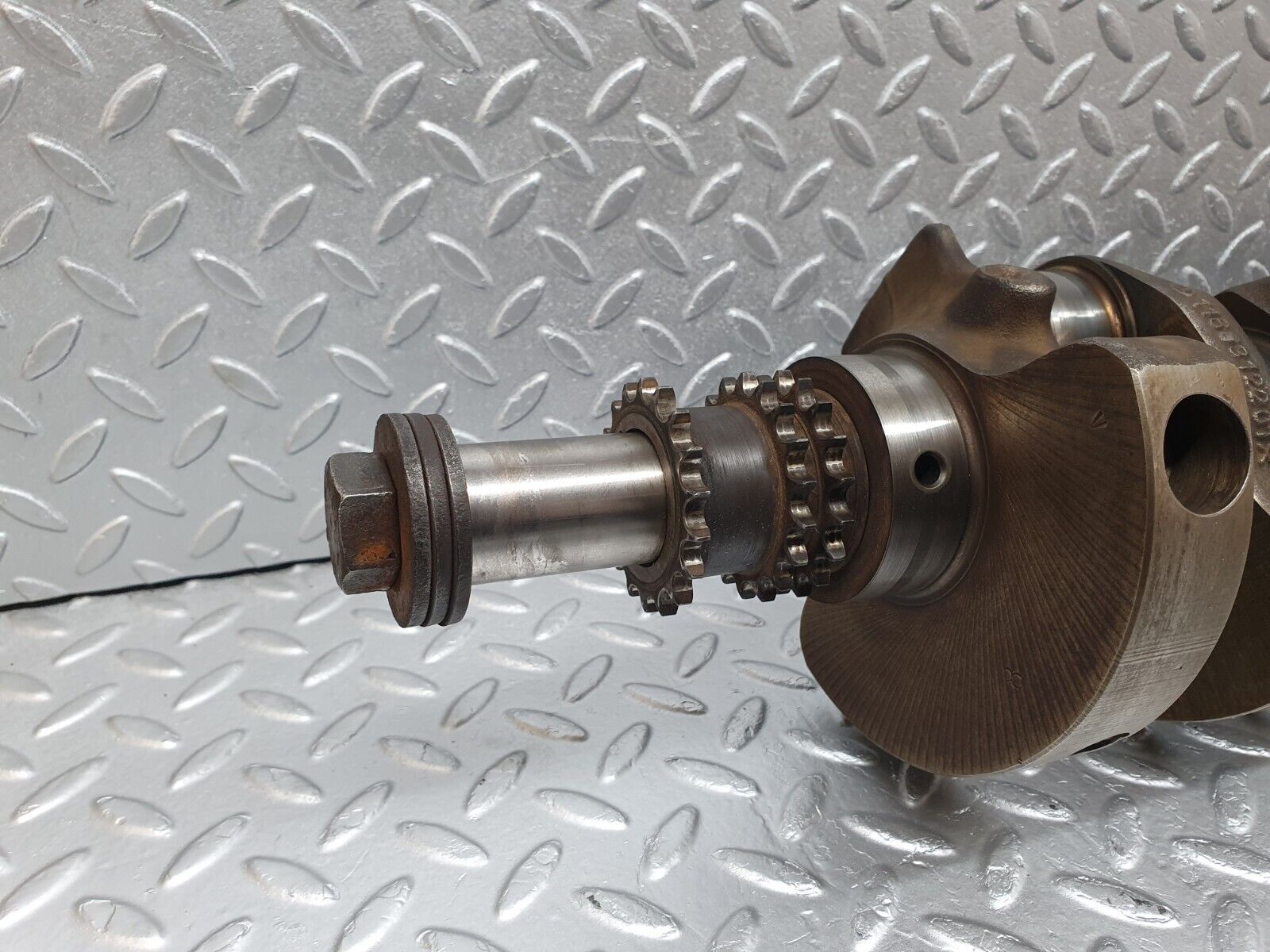 43811 Mercedes-Benz C126 380SEC Coupe Crankshaft 1160312201