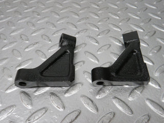 33064 Mercedes-Benz C107 R107 Engine Mount Bracket Pair 1160110895 1160110995
