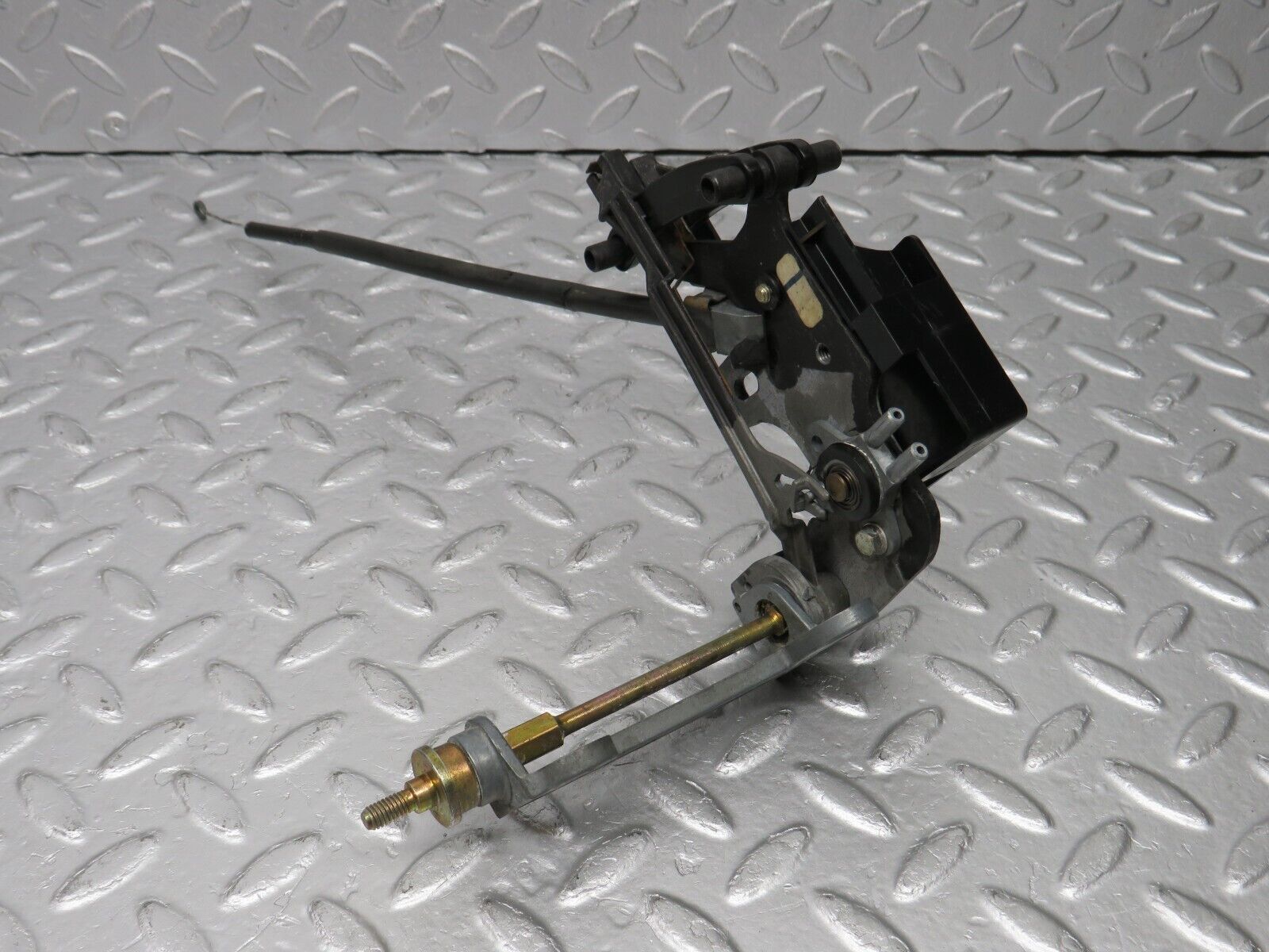 39130 Mercedes-Benz R107 500SL Heater Control Mechanism