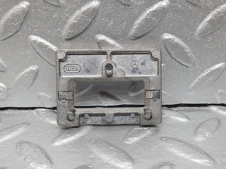 41667 Mercedes-Benz W124 200E Rear View Mirror Bracket