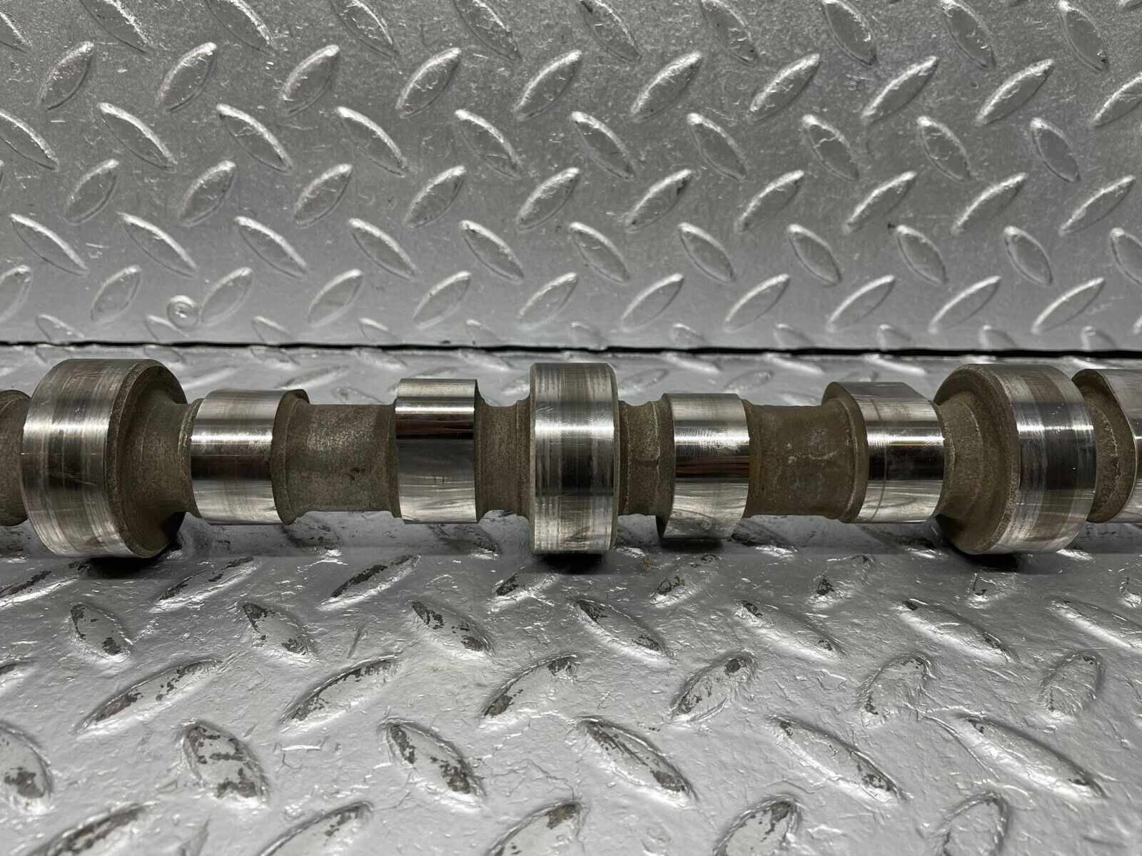 39951 Mercedes-Benz R107 350SL Camshaft Left Side