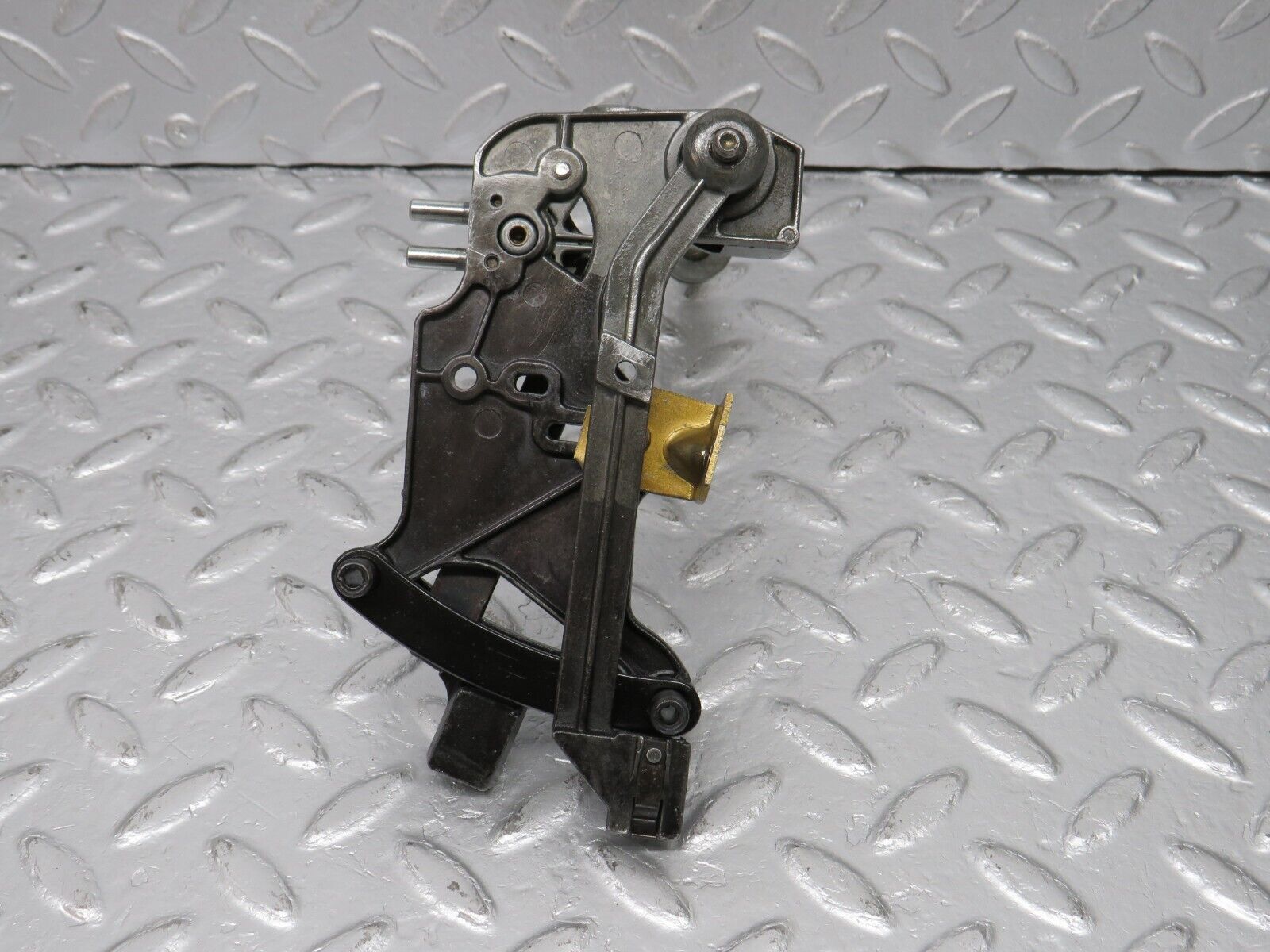 39882 Mercedes-Benz R107 350SL Heater Control Mechanism