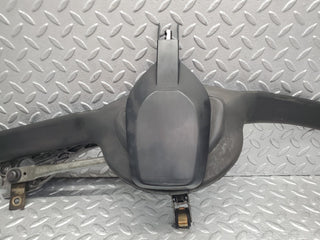 W124 Wagon windscreen wiper mechanism linkage used OEM