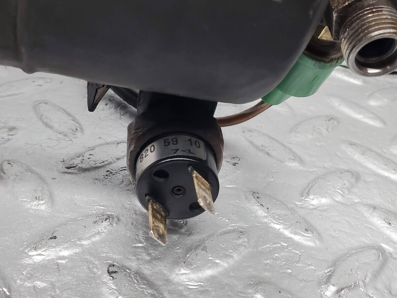 45837 Mercedes-Benz W126 420SE Air Conditioning Air Dryer 1248205910 002820521