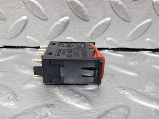 45664 Mercedes-Benz W126 420SE Hazard Warning Light Switch 0008209010