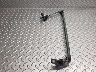 W123 windscreen wiper linkage used OEM