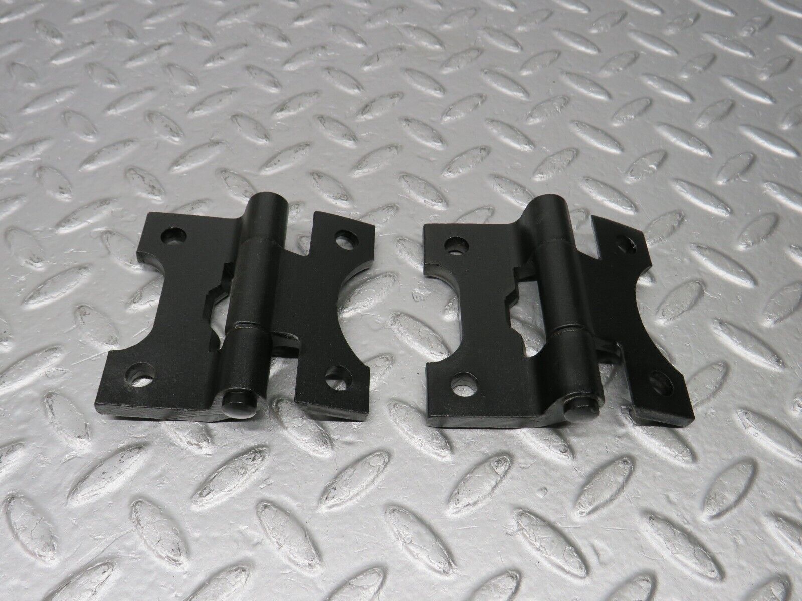 39234 Mercedes-Benz R107 500SL Door Hinge Right Side