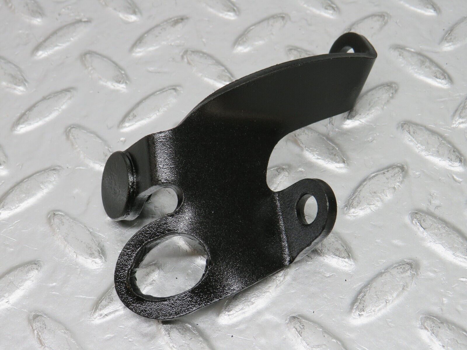 32758 Mercedes-Benz C107 R107 350 V8 Engine Lifting Eyes Hooks
