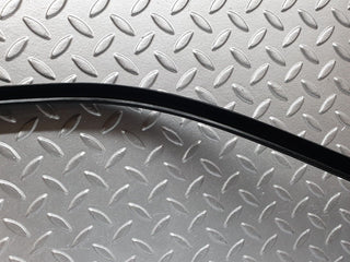 42085 Mercedes-Benz W202 C200 Front Right Door Window Frame Cover 2027250271