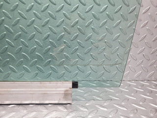 46247 Mercedes-Benz W124 280E Front Left Door Window Glass