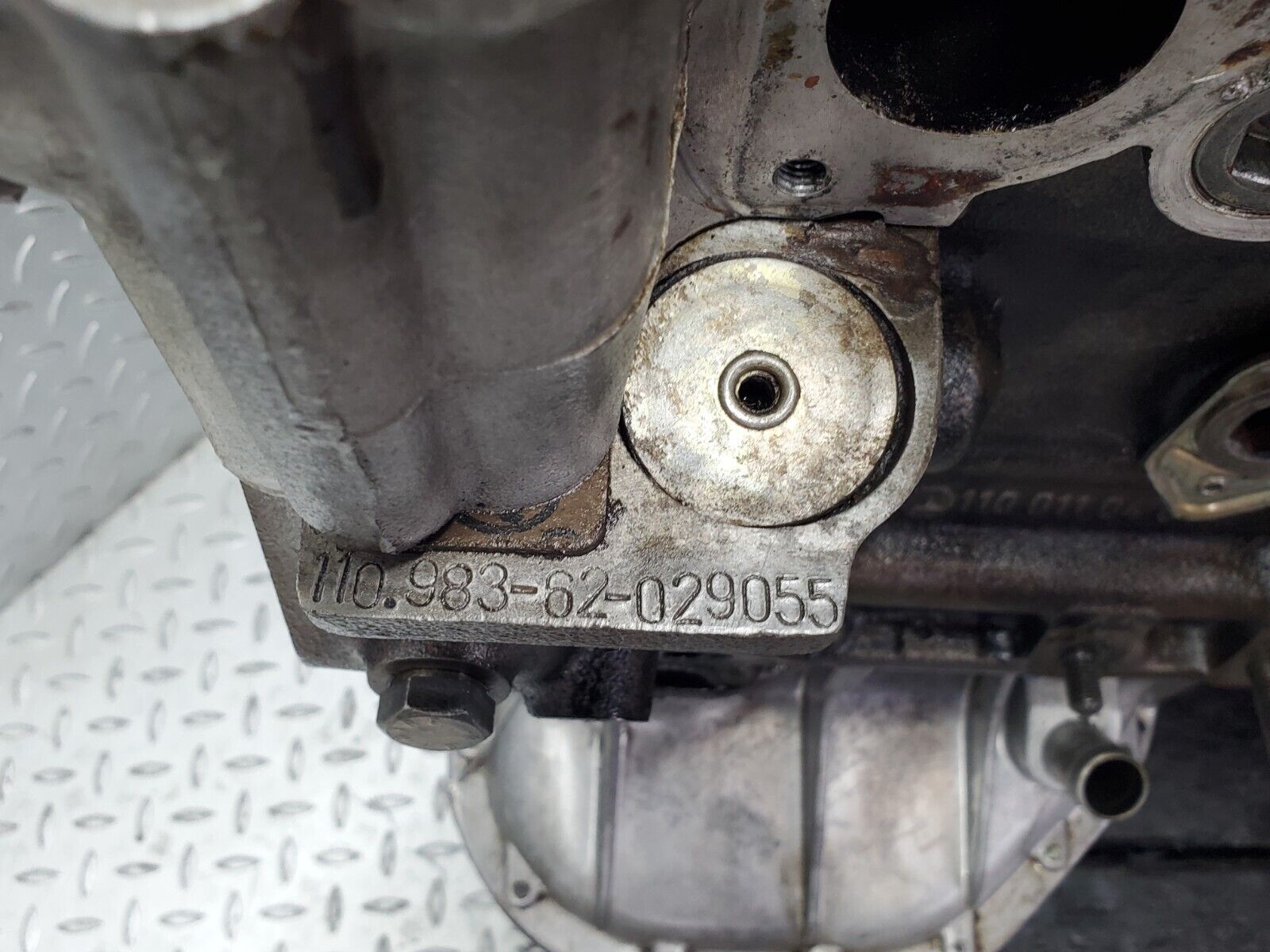 45392 Mercedes-Benz 280E M110.983 Complete Engine 1100110401