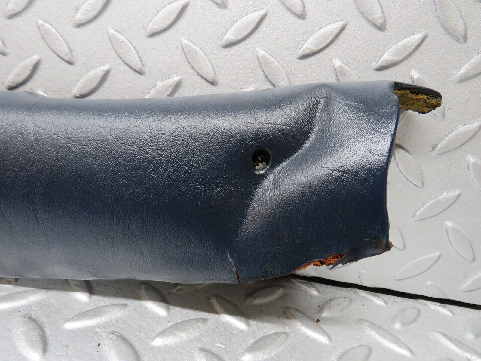 39081 Mercedes-Benz R107 500SL Headlining Roof Panel Blue Left Right