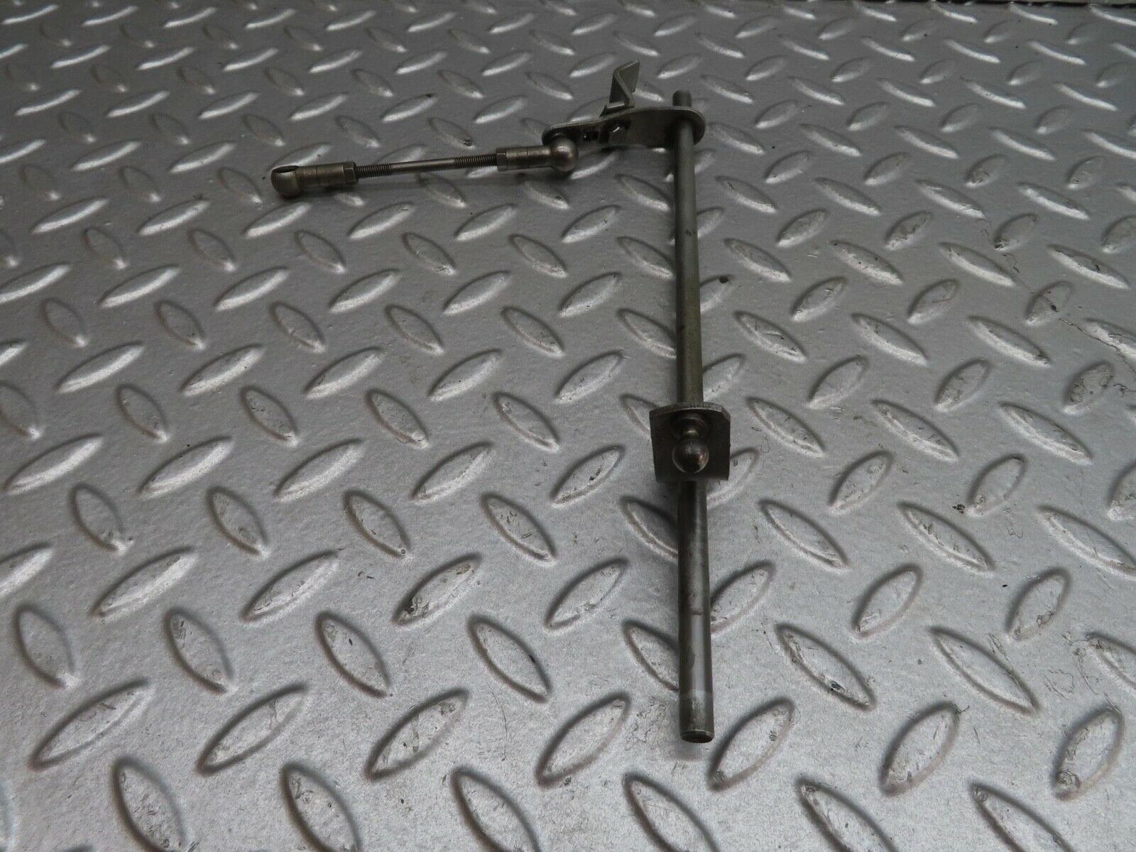 13806 Mercedes-Benz R107 450SL Accelerator Pedal Linkage