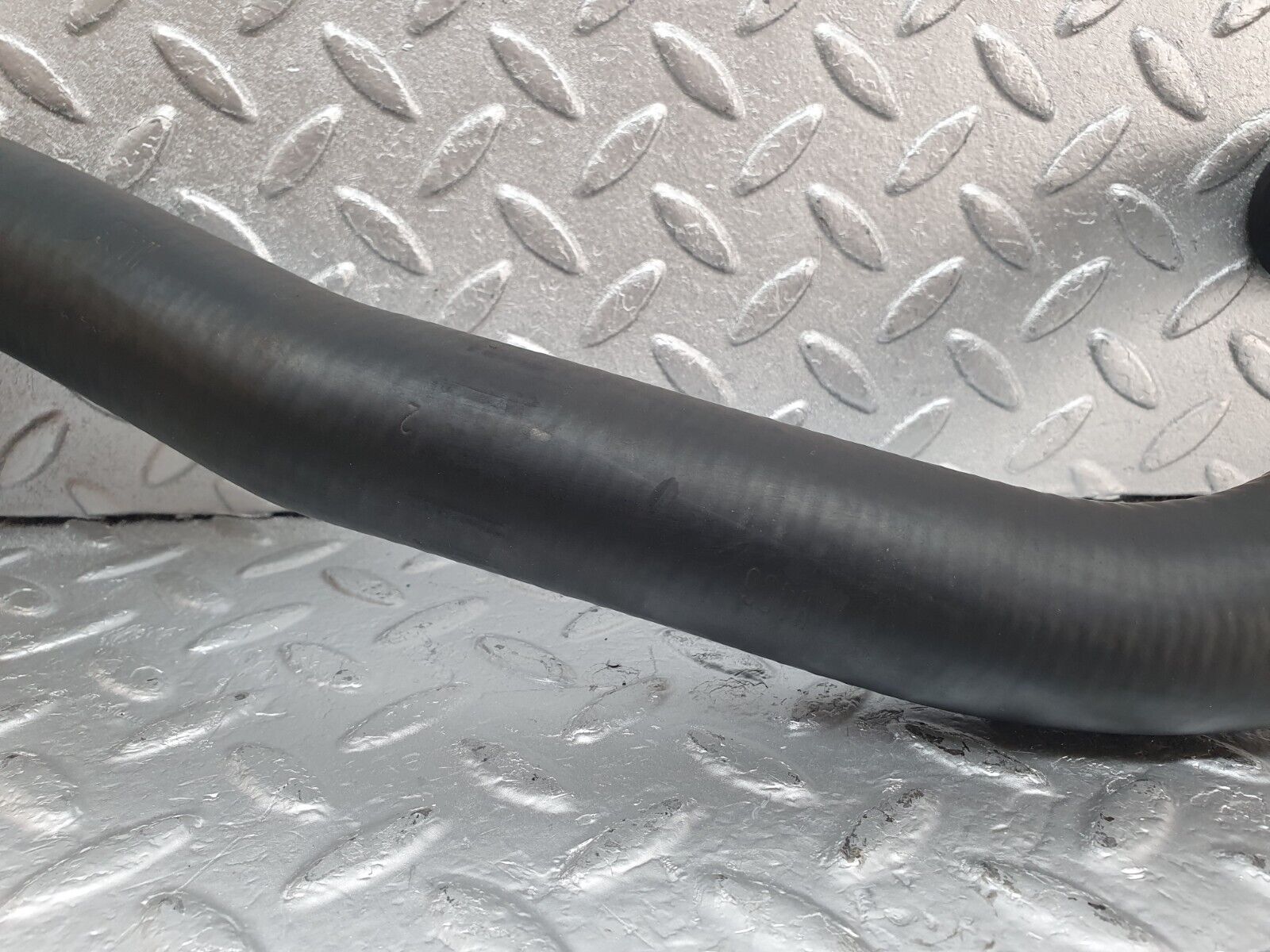 44025 Mercedes-Benz C123 230CE Coupe Radiator Hose Pipe 1235012582