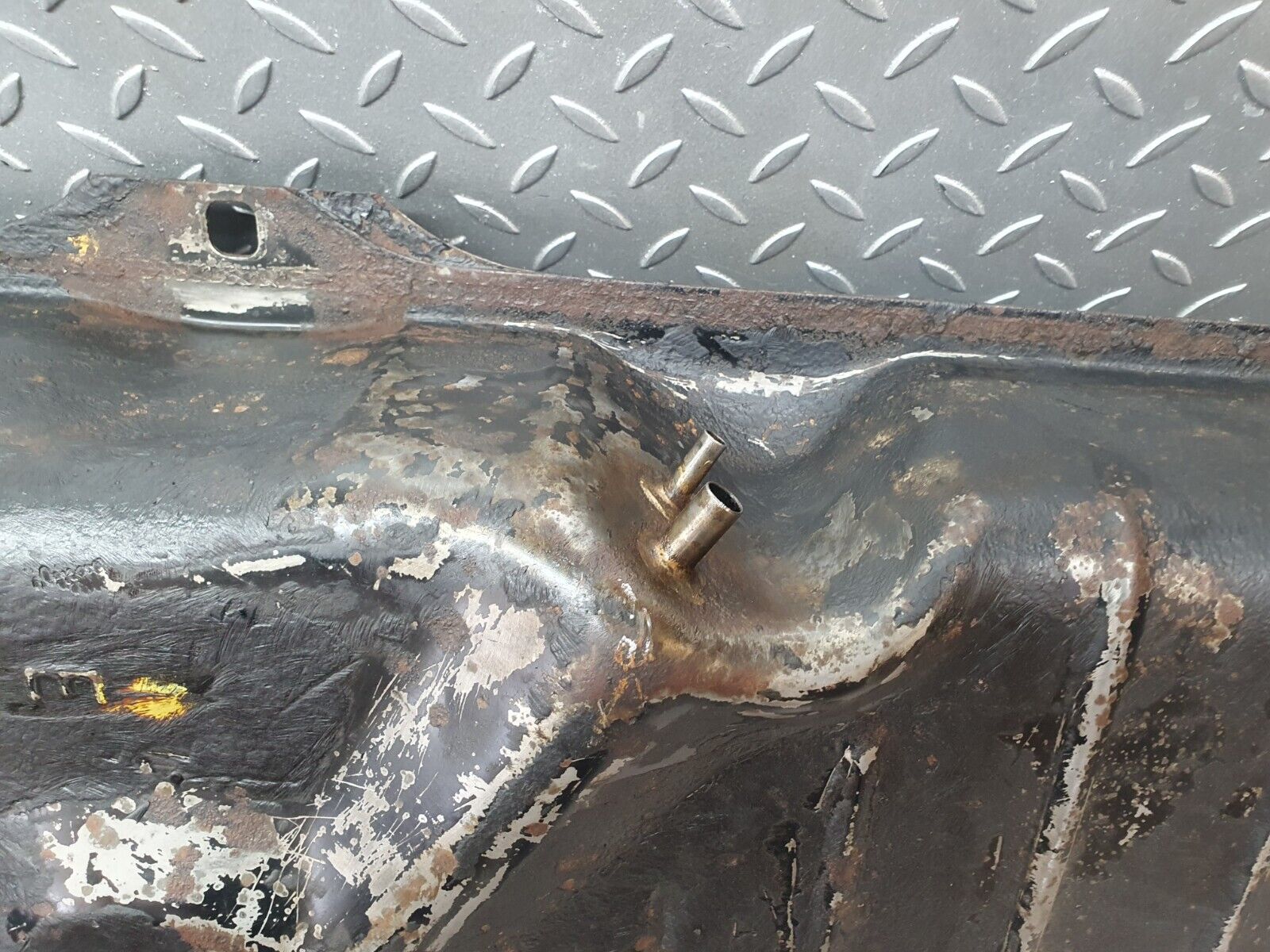 43480 Mercedes-Benz W108 280SE Fuel Tank