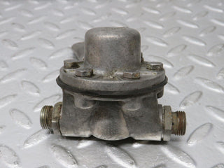 32858 Mercedes-Benz C107 R107 350 V8 Oil Pressure Damper 1161870196 1161870494