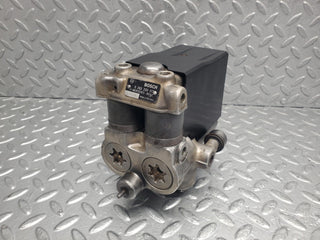 W126 Coupe abs brake pump used OEM