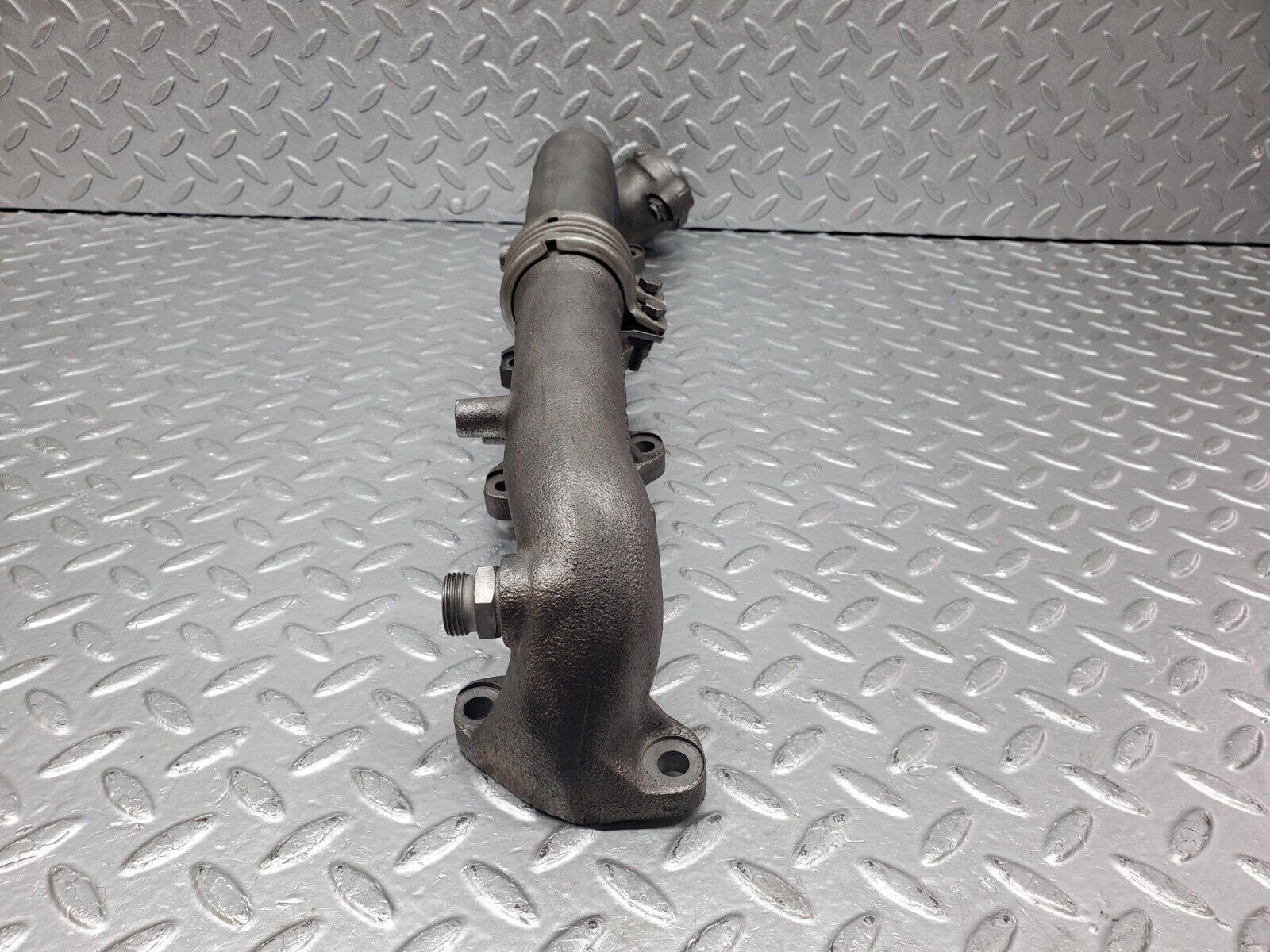 45919 Mercedes-Benz W126 420SE Exhaust Manifold Left 1161422302