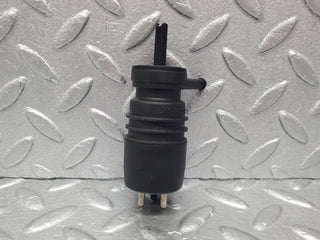 46831 Mercedes-Benz R129 320SL Coupe Windscreen Washer Pump