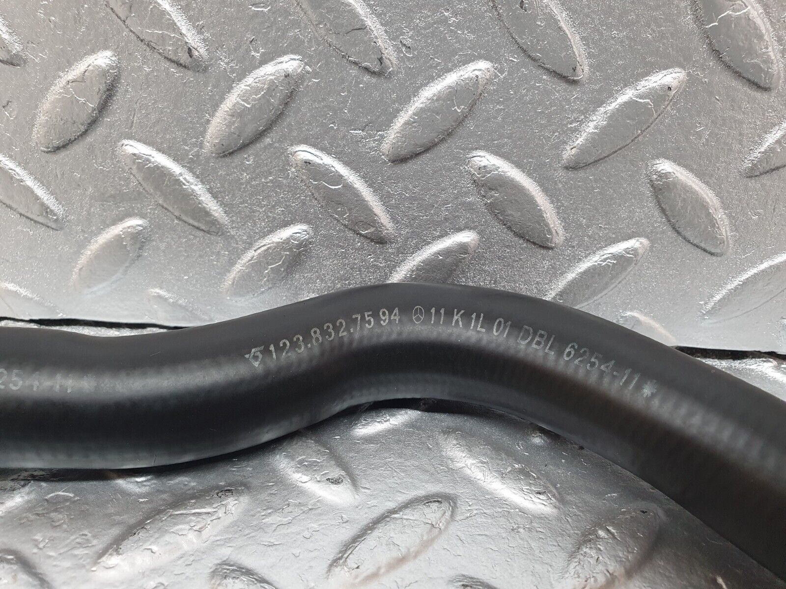 42811 Mercedes-Benz W201 190 2.0L Radiator Hose 1238327594