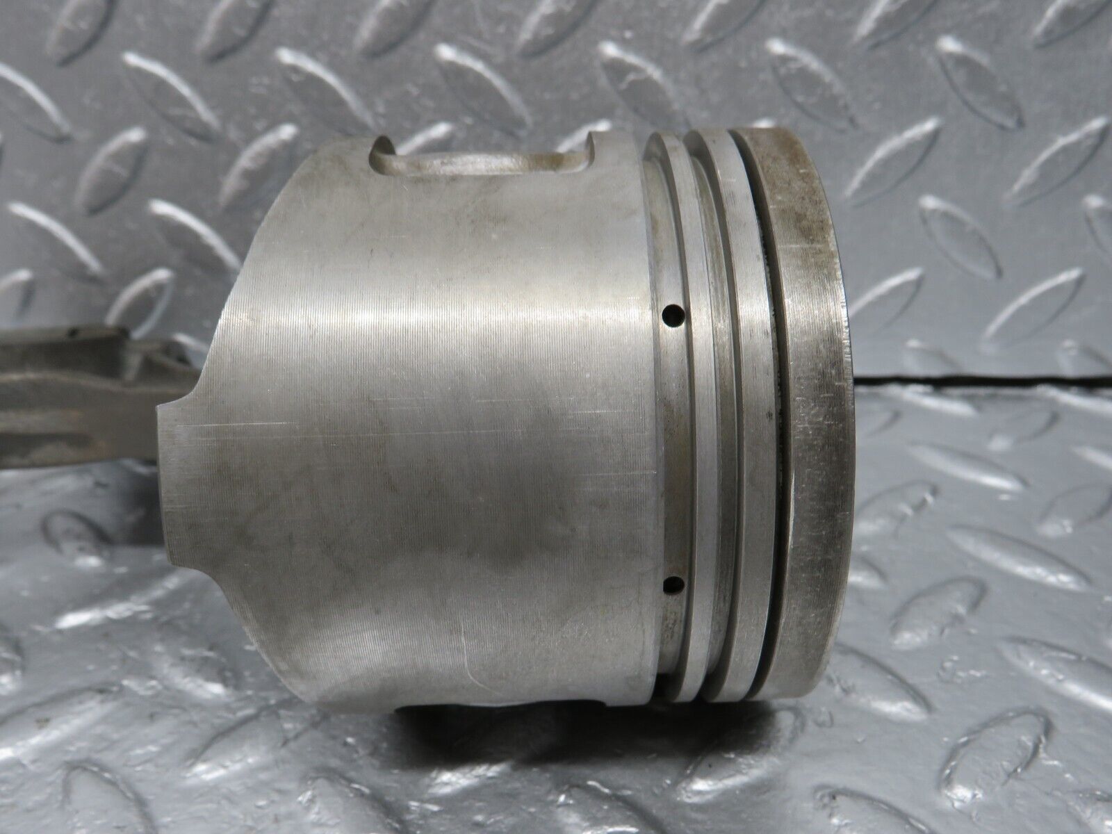 40024 Mercedes-Benz R107 350SL Piston With Connecting Rod 92.00mm