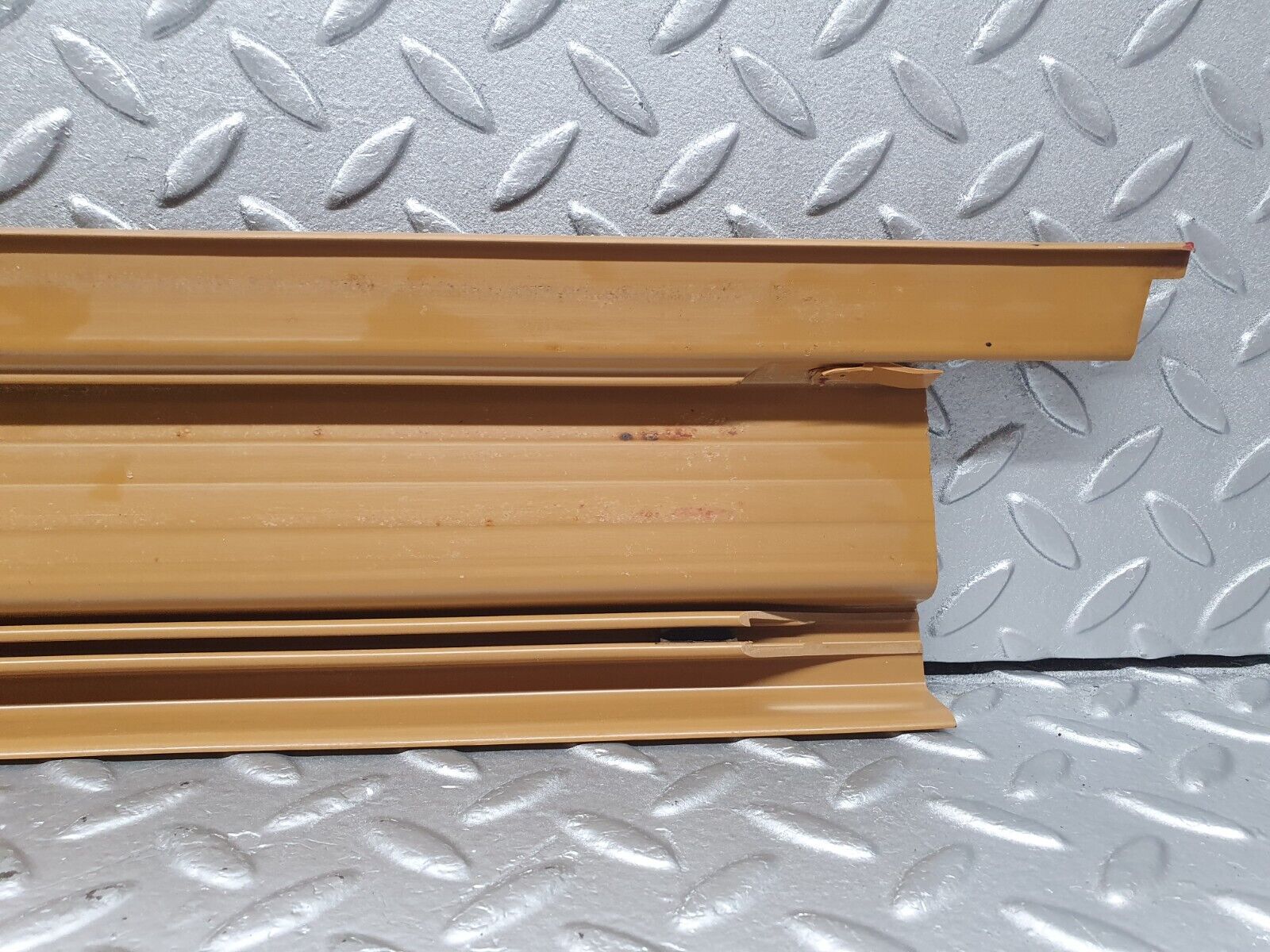 43500 Mercedes-Benz C126 380SEC Coupe Door Sill Left Side